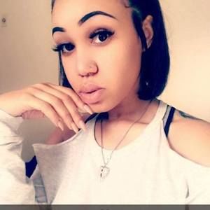 Meet your Posher, Angelica